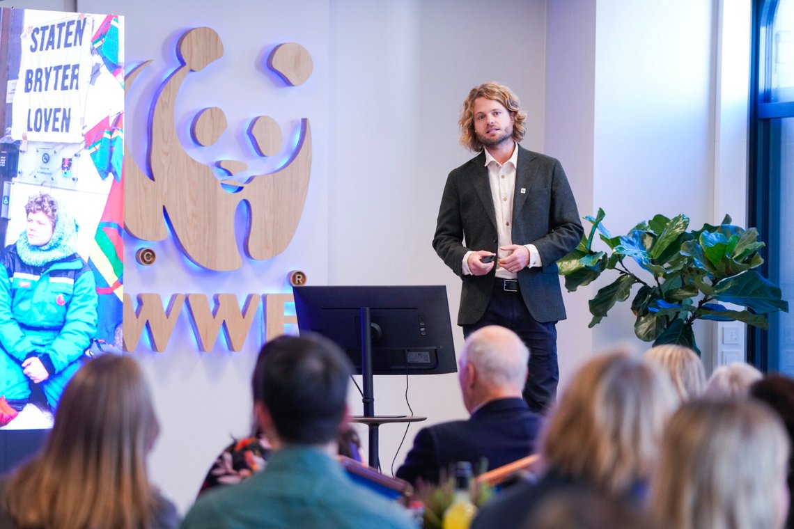 Oslo 20250925.
Eirik Lindebjerg taler under besøket til Kong Harald på WWF Verdens naturfond i forbindelse med at organisasjonen markerer sitt 55-årsjubileum i Norge.
Foto: Javad Parsa / POOL / NTB Oslo 20250925.
Eirik Lindebjerg taler under besøket til Kong Harald på WWF Verdens naturfond i forbindelse med at organisasjonen markerer sitt 55-årsjubileum i Norge.
Foto: Javad Parsa / POOL / NTB