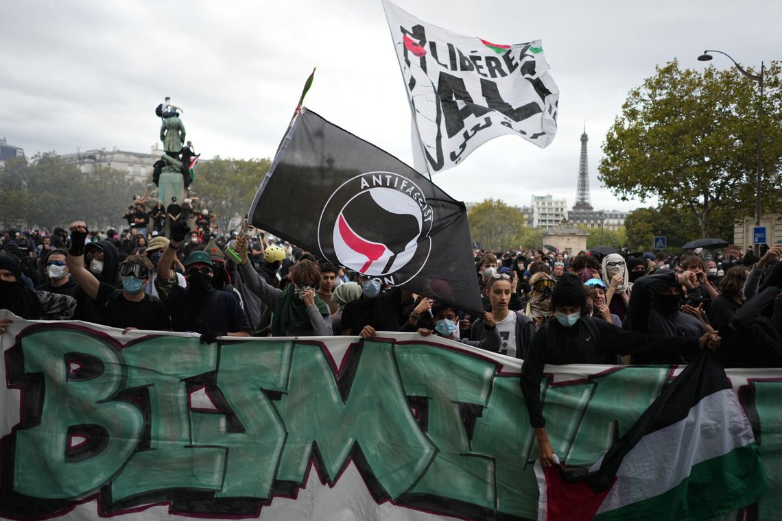 Students march to protest against under-resourced schools in Paris, Tuesday Oct. 13, 2026. (AP Photo/Thibault Camus) Students march to protest against under-resourced schools in Paris, Tuesday Oct. 13, 2026. (AP Photo/Thibault Camus)
