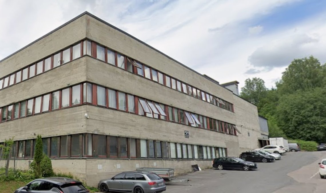 Det Islamske Kultursenterets bygg på Rødtvedt i Oslo med køyesenger. Foto: Google maps Det Islamske Kultursenterets bygg på Rødtvedt i Oslo med køyesenger. Foto: Google maps