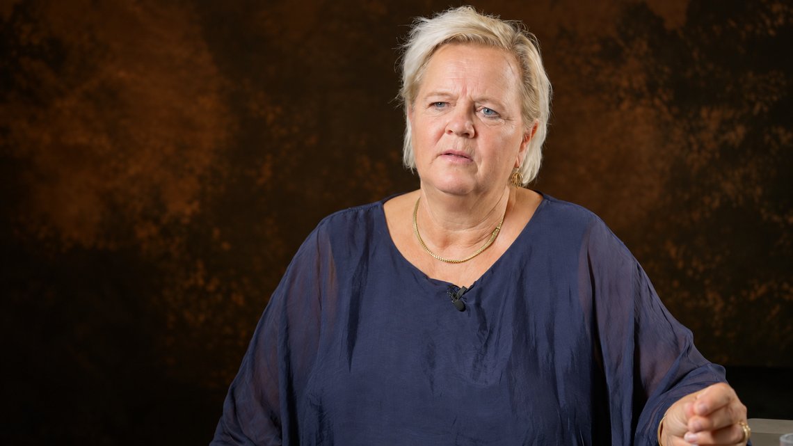 Politivarsler Vigdis Bollerud skal møte i Oslo tingrett 13. oktober, da hun mener å ha blitt ulovlig avskjedighet fra jobben i politiet. Drøyt to uker før rettssaken, gjenåpner statsadvokaten en rekke anmeldelser mot henne. Foto: Skjermbilde Politivarsler Vigdis Bollerud skal møte i Oslo tingrett 13. oktober, da hun mener å ha blitt ulovlig avskjedighet fra jobben i politiet. Drøyt to uker før rettssaken, gjenåpner statsadvokaten en rekke anmeldelser mot henne. Foto: Skjermbilde