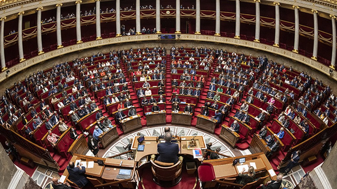 Den franske nasjonalforsamlingen vil at voldtektsdømte utlendinger skal få bli i Frankrike. Foto: Assemblée nationale Den franske nasjonalforsamlingen vil at voldtektsdømte utlendinger skal få bli i Frankrike. Foto: Assemblée nationale
