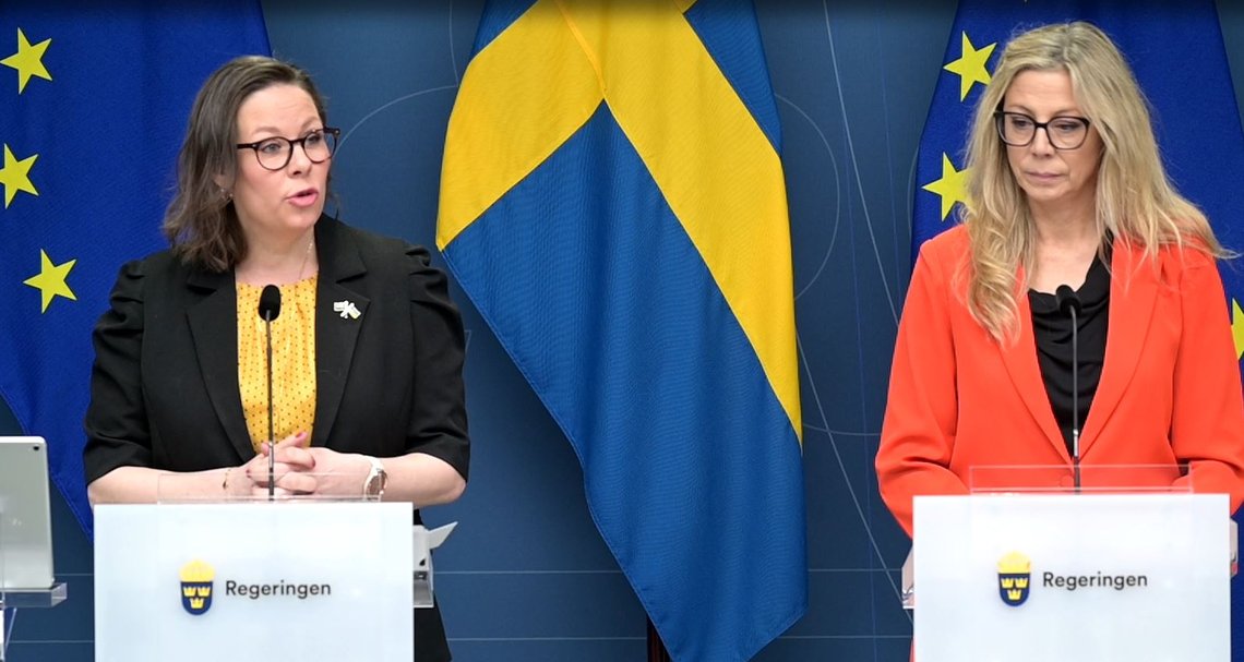 Migrationsminister Maria Malmer Stenergard (M) och Linda Lindberg, gruppledare Sverigedemokraterna
Foto: Roger Sahlström Migrationsminister Maria Malmer Stenergard (M) och Linda Lindberg, gruppledare Sverigedemokraterna
Foto: Roger Sahlström