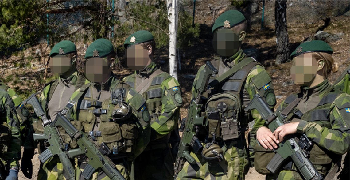 Svensk militär under uppvisning på Muskö bas i Stockholm.
Foto: Roger Sahlström Svensk militär under uppvisning på Muskö bas i Stockholm.
Foto: Roger Sahlström