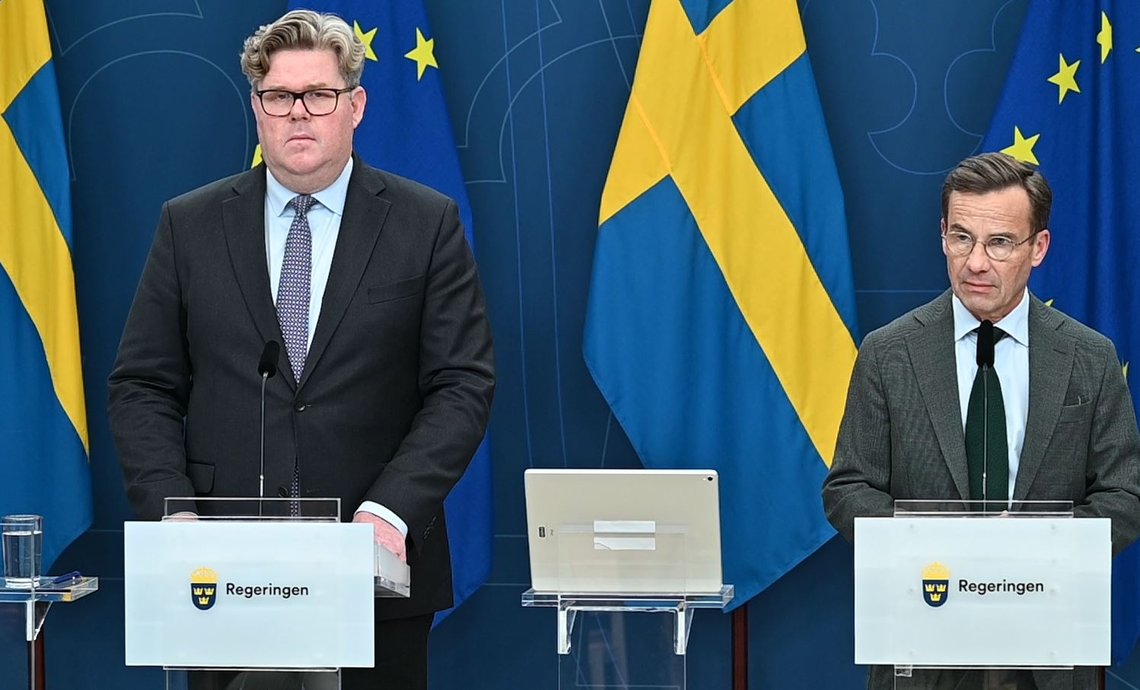 Justitieminister Gunnar Strömmer (M) och statsminister Ulf Kristersson (M)
Foto: Roger Sahlström Justitieminister Gunnar Strömmer (M) och statsminister Ulf Kristersson (M)
Foto: Roger Sahlström
