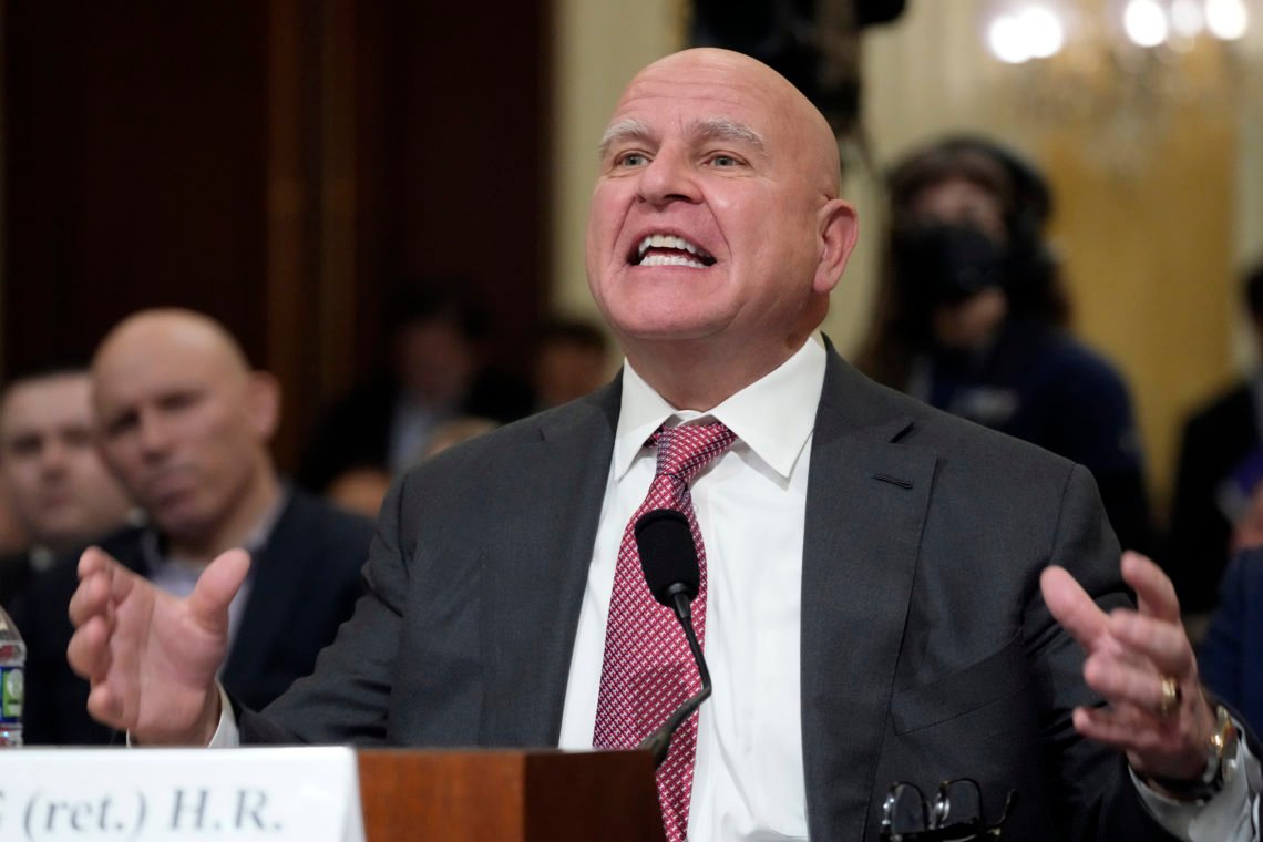 HR McMaster, tidigare nationell säkerhetsrådgivare till president Donald Trump, vittnar under en utfrågning på Capitol Hill. Foto: Alex Brandon / AP Photo HR McMaster, tidigare nationell säkerhetsrådgivare till president Donald Trump, vittnar under en utfrågning på Capitol Hill. Foto: Alex Brandon / AP Photo