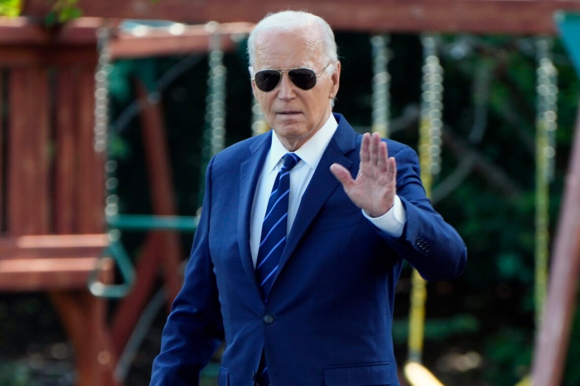 President Joe Biden är inställd på att möta Donald Trump i en ny debatt i september, men säger att han "inte planerar att prestera på samma nivå" som förra debatten, då han gjorde ett mycket dåligt framträdande. Foto: Jacquelyn Martin / AP / NTB President Joe Biden är inställd på att möta Donald Trump i en ny debatt i september, men säger att han "inte planerar att prestera på samma nivå" som förra debatten, då han gjorde ett mycket dåligt framträdande. Foto: Jacquelyn Martin / AP / NTB