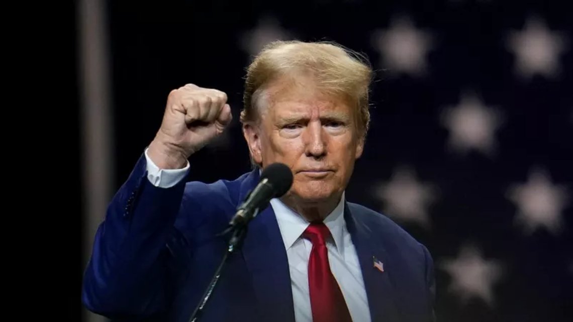 Donald Trump kommer, om han vinner presidentvalet i november, att gå till frontalangrepp mot all ”woke”-ideologi. Stillbild video Donald Trump kommer, om han vinner presidentvalet i november, att gå till frontalangrepp mot all ”woke”-ideologi. Stillbild video