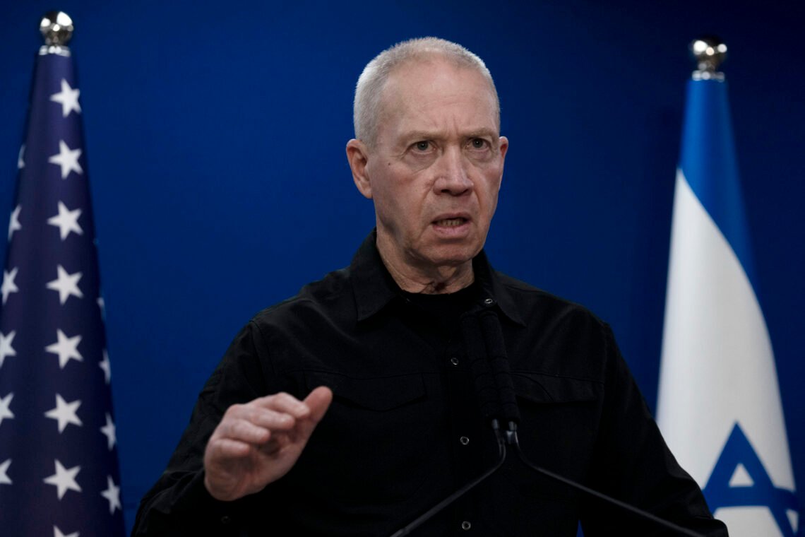 Hamas existerar inte längre som en militär enhet på Gazaremsan, hävdar Israels försvarsminister Yoav Gallant. Men Hizbollah och Iran utgör fortfarande ett stort hot. Foto: Maya Alleruzzo / AP Photo / NTB Hamas existerar inte längre som en militär enhet på Gazaremsan, hävdar Israels försvarsminister Yoav Gallant. Men Hizbollah och Iran utgör fortfarande ett stort hot. Foto: Maya Alleruzzo / AP Photo / NTB