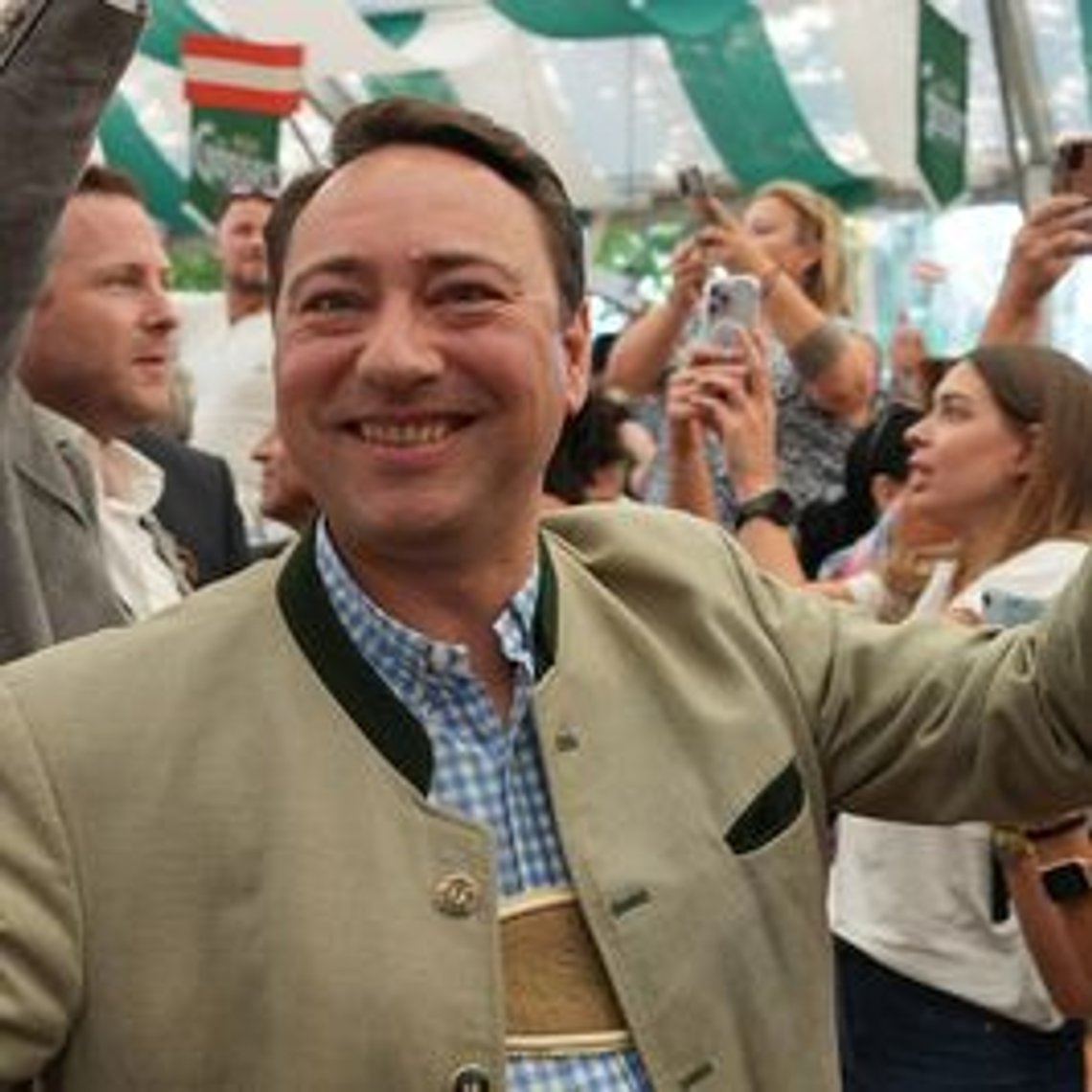 Foto: Facebook / Manfred Haimbuchner Foto: Facebook / Manfred Haimbuchner