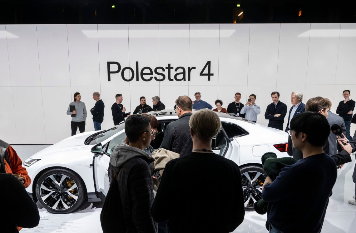 Elbilsmässa på Friends Arena i Solna. Polestars nya bil. Polestar 4. Foto: Pontus Lundahl / TT / Kod 10050 Elbilsmässa på Friends Arena i Solna. Polestars nya bil. Polestar 4. Foto: Pontus Lundahl / TT / Kod 10050