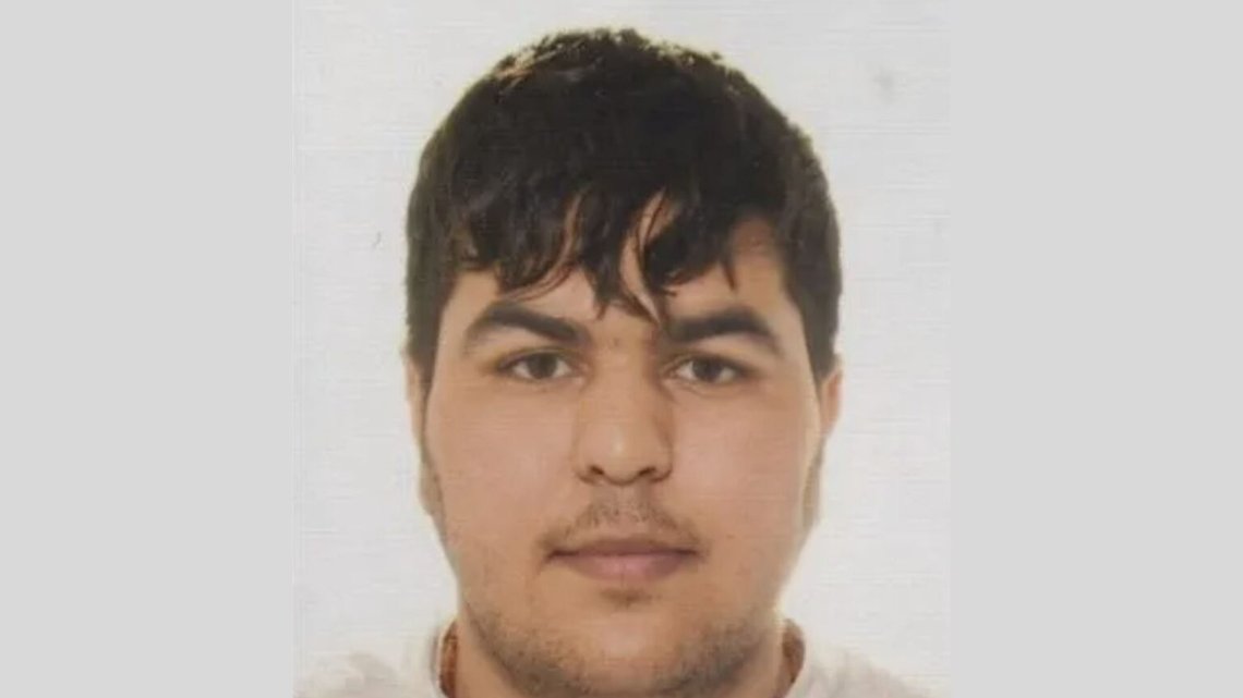 I det nya Tyskland har Lugern ersatts av en kniv. Knivattacker har blivit så vanliga att man tappar all empati. Foto: Tysk polis I det nya Tyskland har Lugern ersatts av en kniv. Knivattacker har blivit så vanliga att man tappar all empati. Foto: Tysk polis