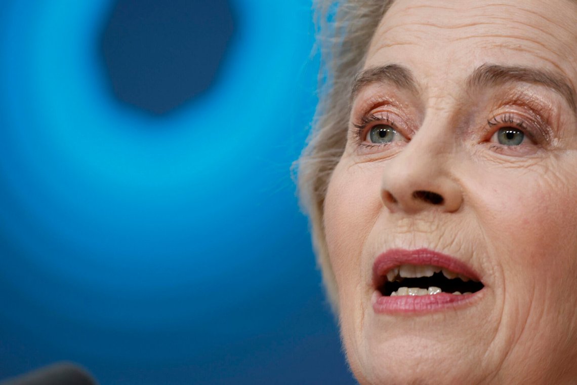 EU-kommissionens ordförande Ursula von der Leyen talar vid en mediekonferens i slutet av ett EU-toppmöte i Bryssel den 3 februari 2025. Foto: Omar Havana / AP Photo EU-kommissionens ordförande Ursula von der Leyen talar vid en mediekonferens i slutet av ett EU-toppmöte i Bryssel den 3 februari 2025. Foto: Omar Havana / AP Photo
