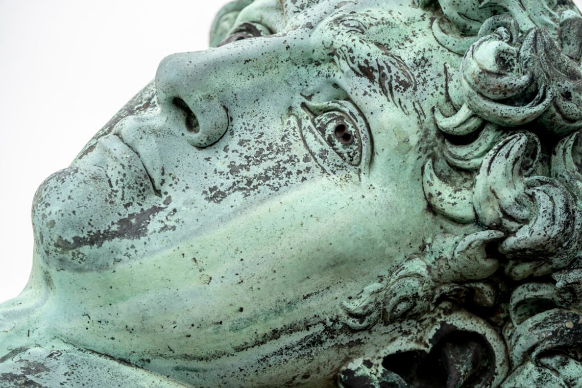 Michelangelos över fem meter höga staty av David kommer att flyttas från Köpenhamns strandpromenad till Statens Museum for Kunst, där skulpturen hissas genom ett fönster tisdagen den 25 februari 2025. Bronsstatyn kommer att ingå i en utställning om Michelangelo fram till september 2025. Därefter flyttas statyn tillbaka till vattnet. Foto: Ida Marie Odgaard / Ritzau Scanpix / NTB Michelangelos över fem meter höga staty av David kommer att flyttas från Köpenhamns strandpromenad till Statens Museum for Kunst, där skulpturen hissas genom ett fönster tisdagen den 25 februari 2025. Bronsstatyn kommer att ingå i en utställning om Michelangelo fram till september 2025. Därefter flyttas statyn tillbaka till vattnet. Foto: Ida Marie Odgaard / Ritzau Scanpix / NTB