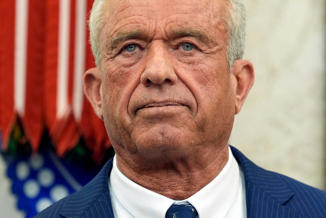Robert F. Kennedy Jr., talar efter att ha svurits in som Health and Human Services Secretary i Vita huset, feb. 13, 2025, i Washington. Foto: Alex Brandon Robert F. Kennedy Jr., talar efter att ha svurits in som Health and Human Services Secretary i Vita huset, feb. 13, 2025, i Washington. Foto: Alex Brandon