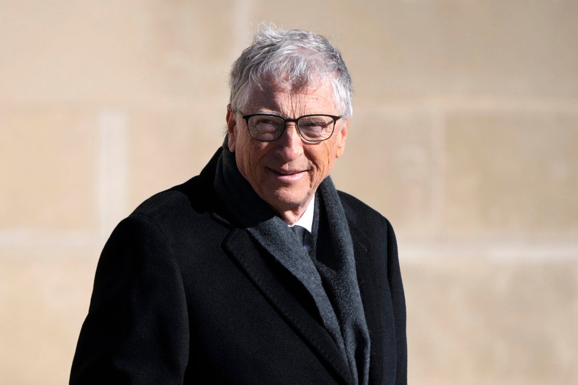 Bill Gates, en av Microsofts grundare, lämnar efter den tidigare presidenten Jimmy Carters statliga begravning vid Washington National Cathedral den 9 januari 2025. Foto: Mark Schiefelbein/AP Photo Bill Gates, en av Microsofts grundare, lämnar efter den tidigare presidenten Jimmy Carters statliga begravning vid Washington National Cathedral den 9 januari 2025. Foto: Mark Schiefelbein/AP Photo