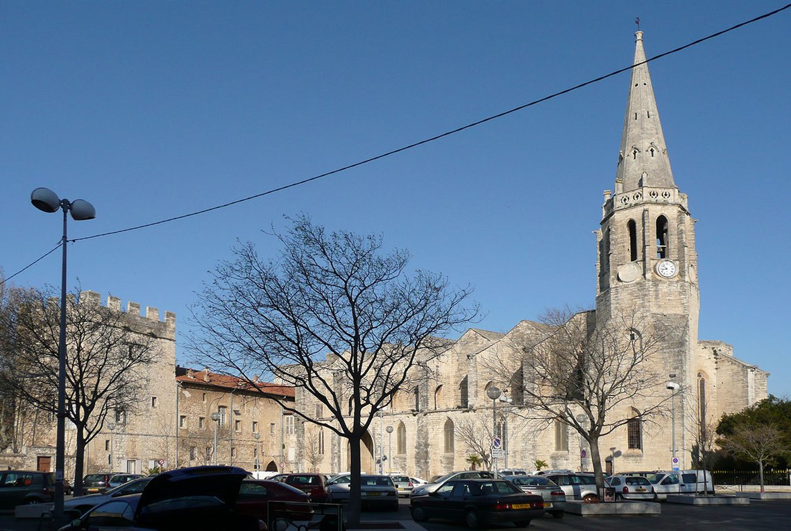 Kyrkan i Montfavet, byggd i gotisk stil under det så kallade Avignon-påvedömet 1309–1377, är tillägnad Jungfru Marias himmelsfärd. Foto: Vi…Cult… CC-BY-SA-2.5 Kyrkan i Montfavet, byggd i gotisk stil under det så kallade Avignon-påvedömet 1309–1377, är tillägnad Jungfru Marias himmelsfärd. Foto: Vi…Cult… CC-BY-SA-2.5