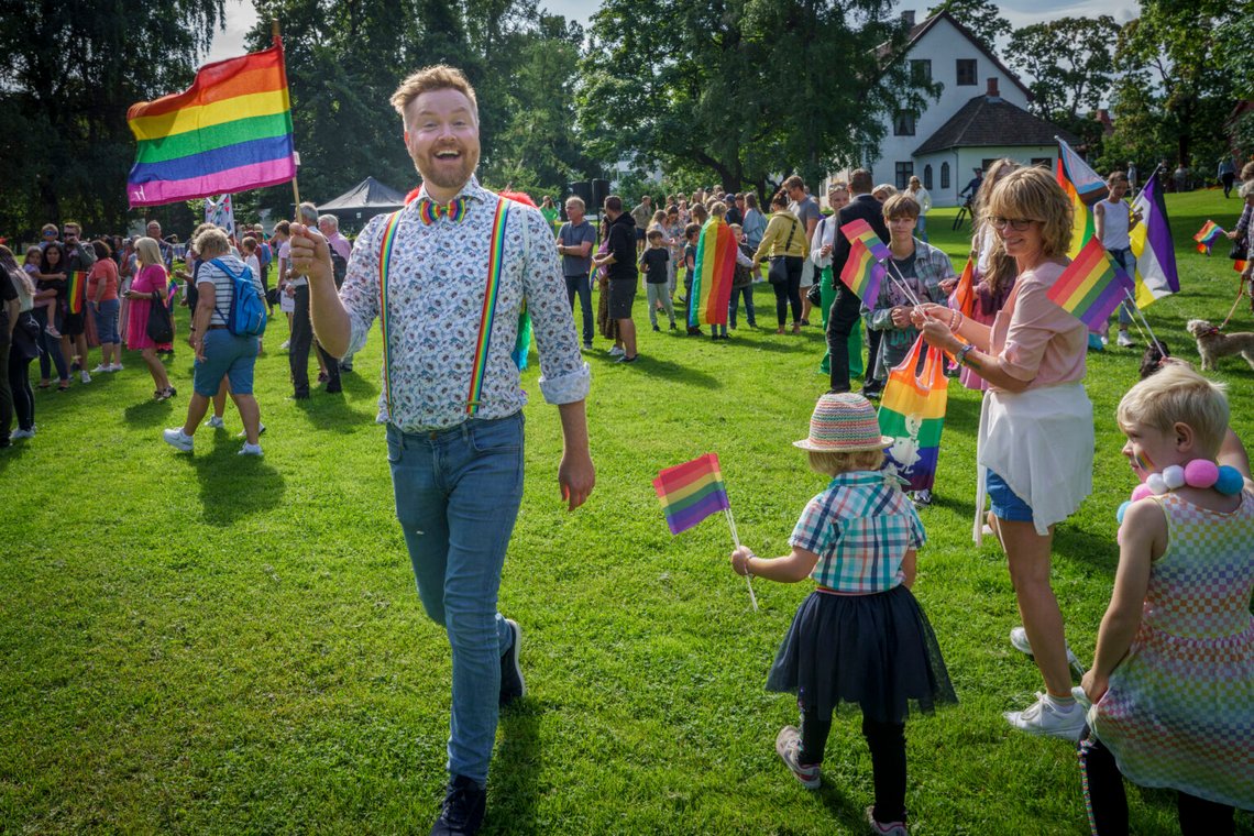 Pridefirande på Gjøvik 2022. Foto: Heiko Junge / NTB Pridefirande på Gjøvik 2022. Foto: Heiko Junge / NTB