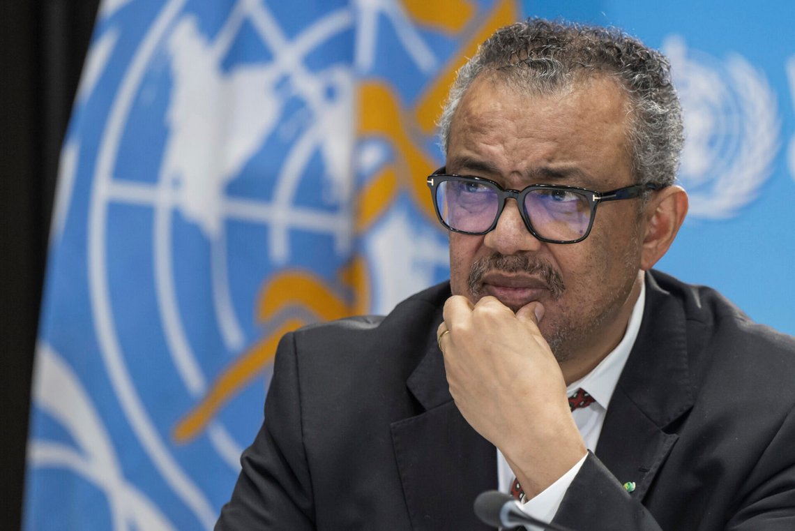 Världshälsoorganisationens (WHO) generaldirektör Tedros Adhanom Ghebreyesus under en presskonferens vid WHO:s högkvarter i Genève den 6 april 2023. Foto: Martial Trezzini / Keystone via AP / NTB. Världshälsoorganisationens (WHO) generaldirektör Tedros Adhanom Ghebreyesus under en presskonferens vid WHO:s högkvarter i Genève den 6 april 2023. Foto: Martial Trezzini / Keystone via AP / NTB.