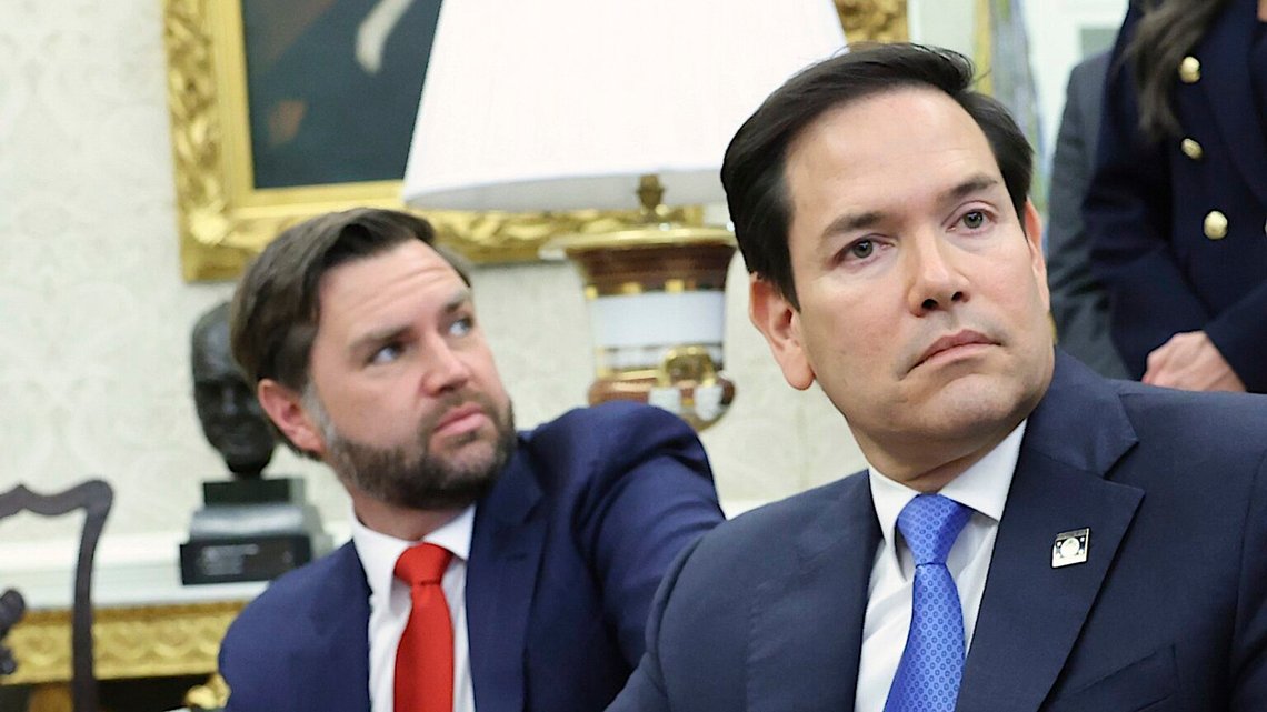 USA:s vicepresident J.D. Vance och utrikesminister Marco Rubio i Ovala rummet i Vita huset. Foto: Pool via AP / NTB USA:s vicepresident J.D. Vance och utrikesminister Marco Rubio i Ovala rummet i Vita huset. Foto: Pool via AP / NTB
