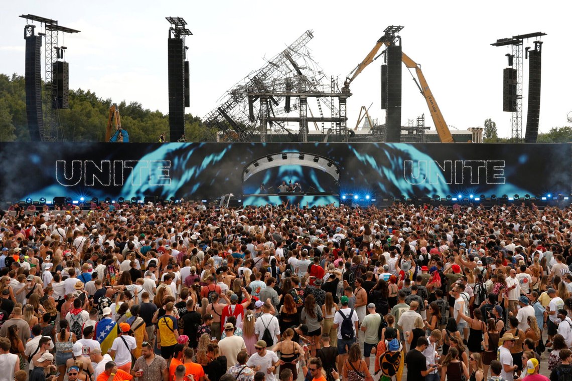 Från musikfestivalen Tomorrowland i Boom, Belgien, den 18 juli 2025. Foto: Omar Havana / AP / NTB. Från musikfestivalen Tomorrowland i Boom, Belgien, den 18 juli 2025. Foto: Omar Havana / AP / NTB.