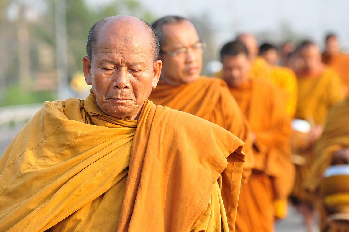 Thailandska theravada-munkar. Foto: Suriya Thonawanik CC BY-SA 3.0 Thailandska theravada-munkar. Foto: Suriya Thonawanik CC BY-SA 3.0