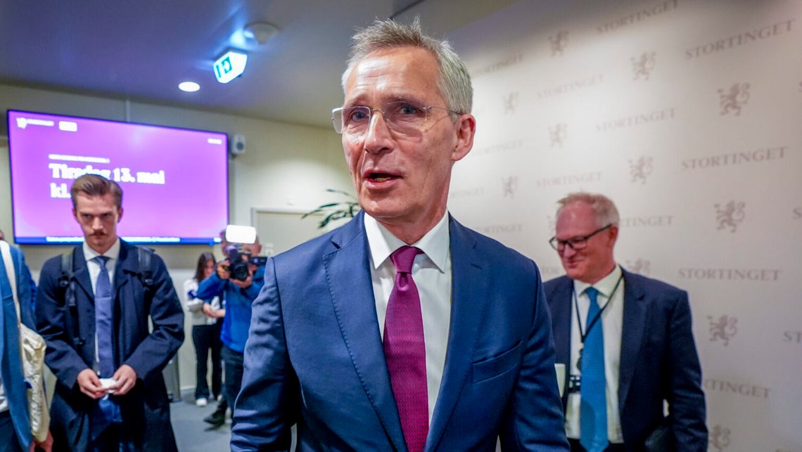 Jens Stoltenberg åkte till Grönland för att samla in invandrarröster. Men det gick inte riktigt enligt plan. Foto: Lise Åserud / NTB Jens Stoltenberg åkte till Grönland för att samla in invandrarröster. Men det gick inte riktigt enligt plan. Foto: Lise Åserud / NTB