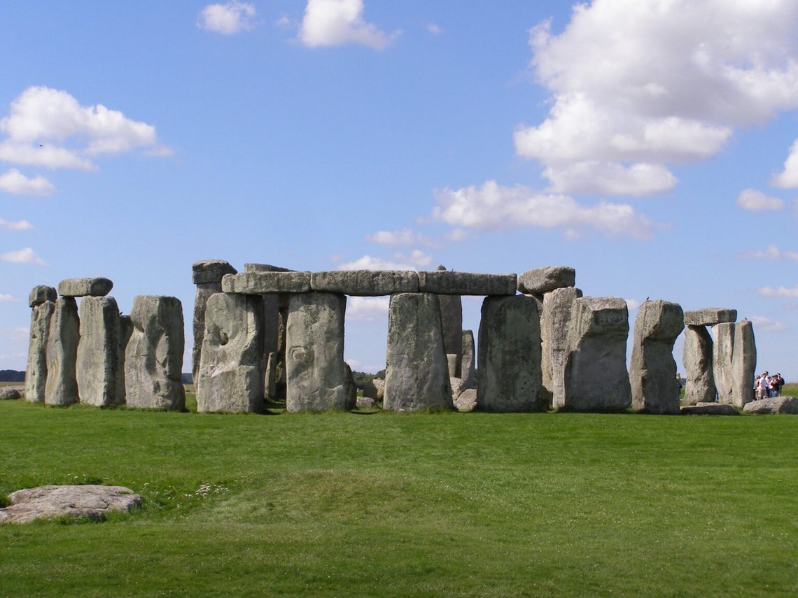 Början och slutet av brittisk historia avslöjas i skuggan av Stonehenge. Foto: garethwiscombe /CC BY 2.0/ Wikimedia Början och slutet av brittisk historia avslöjas i skuggan av Stonehenge. Foto: garethwiscombe /CC BY 2.0/ Wikimedia