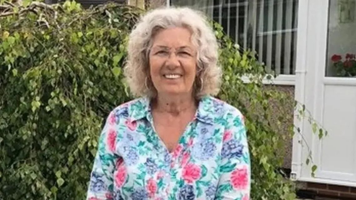 Valerie Kneale dog på Blackpool Victoria Hospital fyra dagar efter att ha blivit inlagd efter en stroke. Foto tillhandahållet av familjen. Valerie Kneale dog på Blackpool Victoria Hospital fyra dagar efter att ha blivit inlagd efter en stroke. Foto tillhandahållet av familjen.