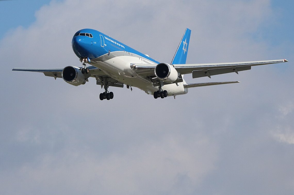 Wing of Zion, en Boeing 767-338ER, är det flygplan som används av Israels premiärminister under internationella besök. Flygplanet tillhör det israeliska flygvapnet. Foto: LLHZ2805 CC BY-SA 4.0 Wing of Zion, en Boeing 767-338ER, är det flygplan som används av Israels premiärminister under internationella besök. Flygplanet tillhör det israeliska flygvapnet. Foto: LLHZ2805 CC BY-SA 4.0