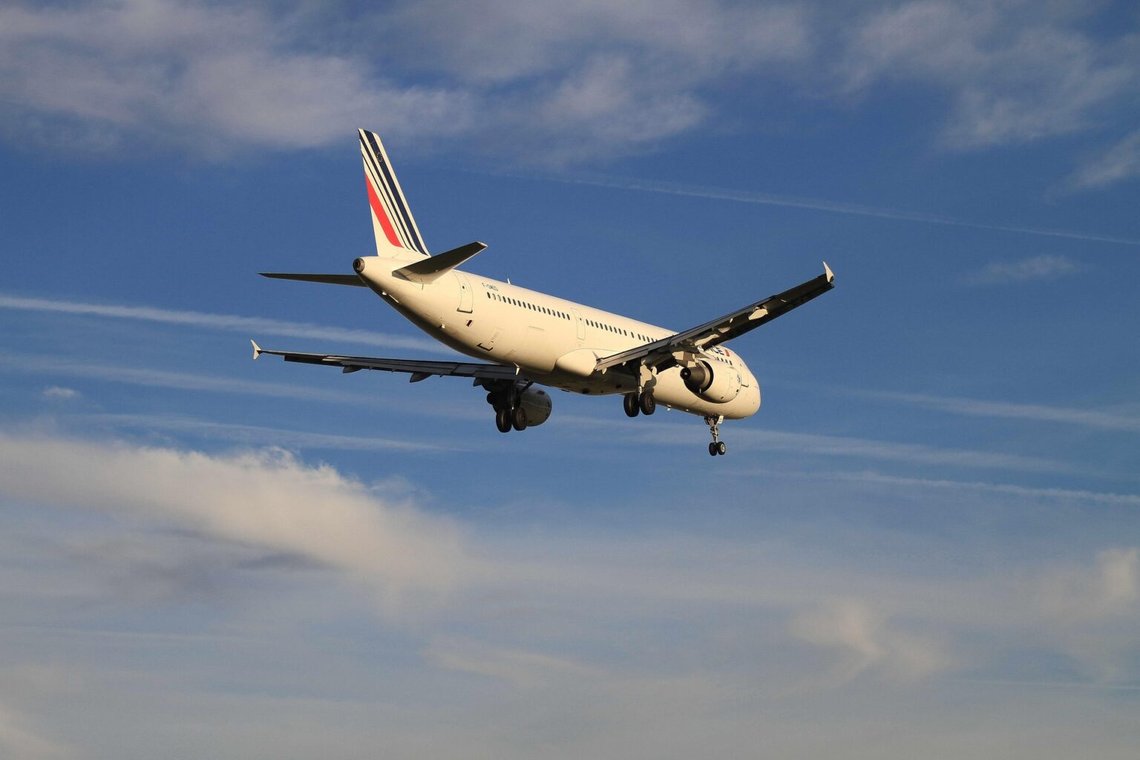 Britterna har äntligen lyckats skicka den första migranten tillbaka till Frankrike som passagerare med Air France. Foto: Pixabay Britterna har äntligen lyckats skicka den första migranten tillbaka till Frankrike som passagerare med Air France. Foto: Pixabay