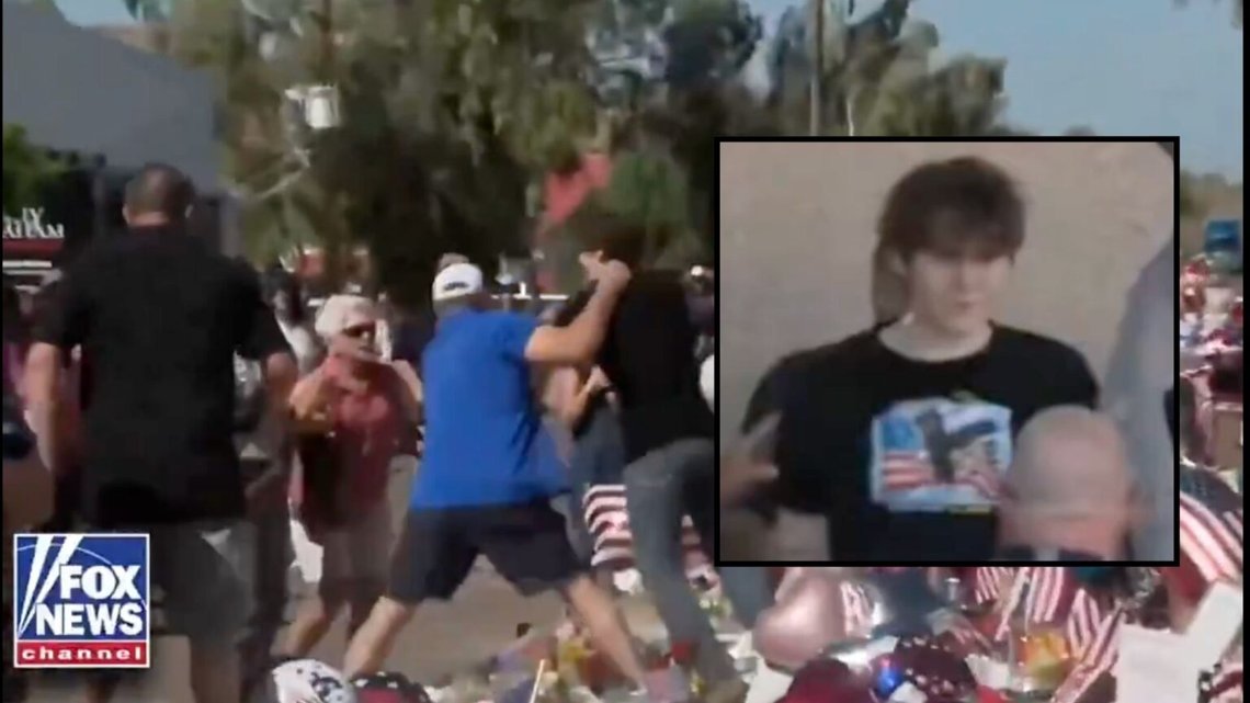 Ryder Corral fördes bort av polisen efter att ha vandaliserat Charlie Kirk-minnesmärket. Foto: Skärmdump/Fox News. Ryder Corral fördes bort av polisen efter att ha vandaliserat Charlie Kirk-minnesmärket. Foto: Skärmdump/Fox News.