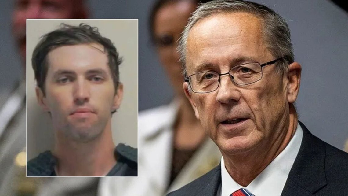 Utah County Attorney Jeff Gray lade fram anklagelserna mot Tyler Robinson och kommer att yrka dödsstraff. Foto: X Utah County Attorney Jeff Gray lade fram anklagelserna mot Tyler Robinson och kommer att yrka dödsstraff. Foto: X
