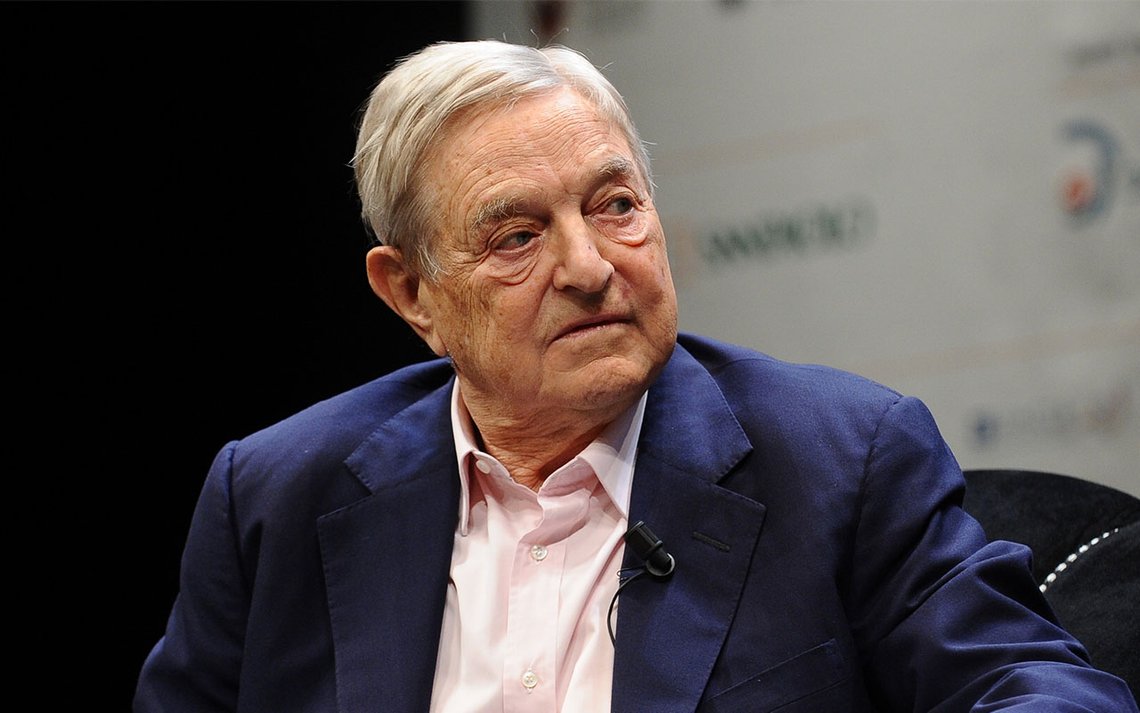 George Soros föddes som György Schwartz i augusti 1930. Foto: Niccolò Caranti CC BY-SA 3.0 (beskuren) George Soros föddes som György Schwartz i augusti 1930. Foto: Niccolò Caranti CC BY-SA 3.0 (beskuren)