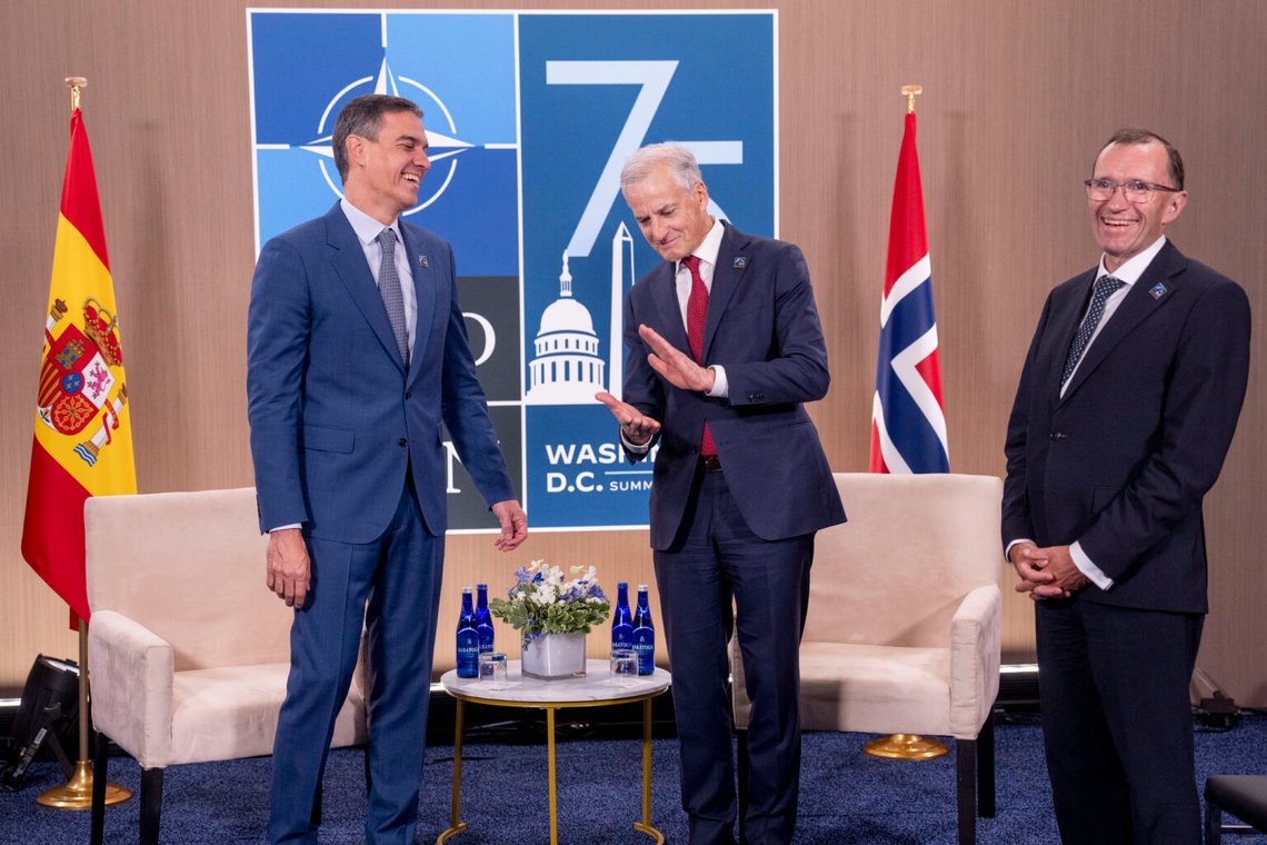 Washington DC, USA 20240710. Norges premiärminister Jonas Gahr Støre under ett möte med Spaniens premiärminister Pedro Sánchez under NATO-toppmötet 2024 i Washington, D.C. Foto: Javad Parsa / NTB Washington DC, USA 20240710. Norges premiärminister Jonas Gahr Støre under ett möte med Spaniens premiärminister Pedro Sánchez under NATO-toppmötet 2024 i Washington, D.C. Foto: Javad Parsa / NTB