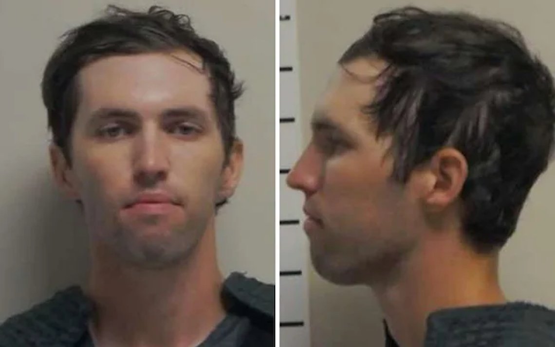 Myndigheterna beskriver Tyler Robinson (22) som full av hat, och att kulorna han använde bar inskriptionen "Hey fascist! Catch!" och referenser var en antifascistisk sång som hette Bella Ciao. Foto: X Myndigheterna beskriver Tyler Robinson (22) som full av hat, och att kulorna han använde bar inskriptionen "Hey fascist! Catch!" och referenser var en antifascistisk sång som hette Bella Ciao. Foto: X