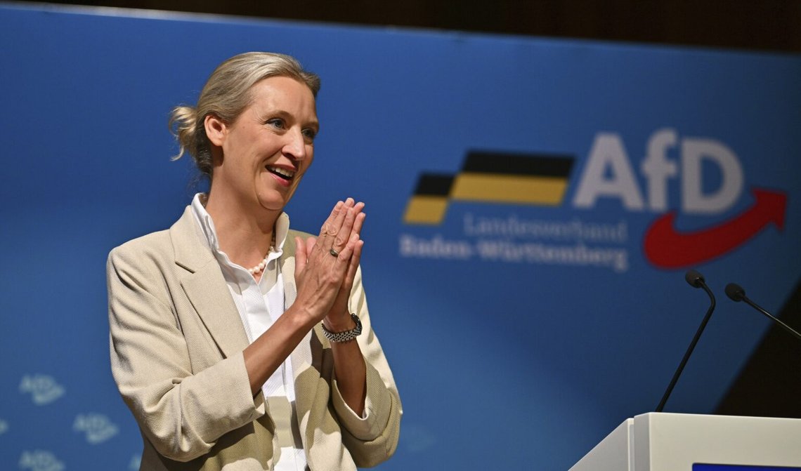 AfD-ledaren Alice Weidel talar under ett möte i Heilbronn den 31 maj 2025. Foto: Jan-Philipp Strobel / DPA via AP / NTB. AfD-ledaren Alice Weidel talar under ett möte i Heilbronn den 31 maj 2025. Foto: Jan-Philipp Strobel / DPA via AP / NTB.