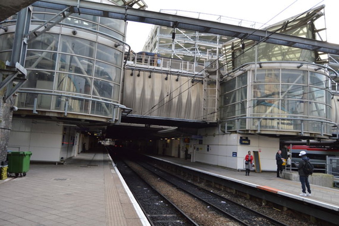 Birmingham New Street station. Foto: Wikimedia Commons: N. Chadwick Birmingham New Street station. Foto: Wikimedia Commons: N. Chadwick
