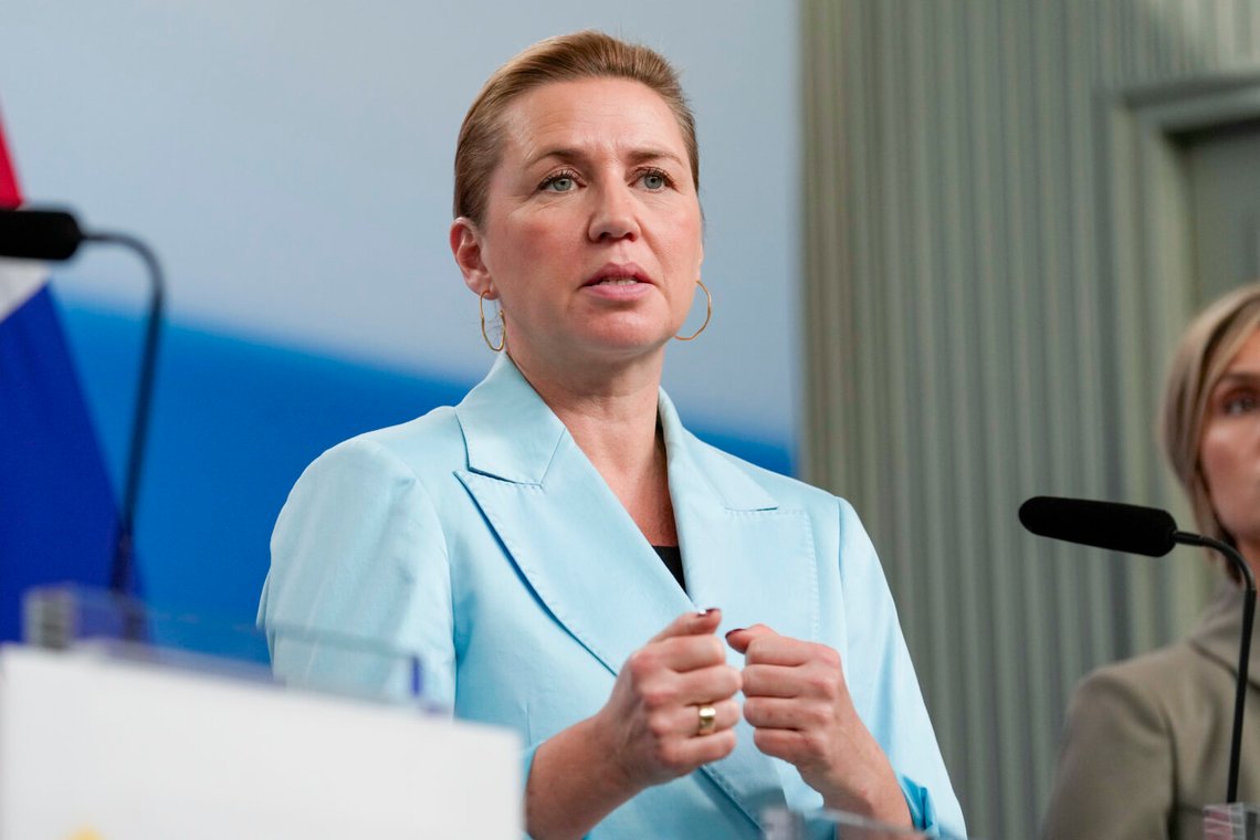 Danmarks statsminister och partiledare Mette Frederiksen säger att hon alltid har ansvar för vad som händer i Socialdemokraterna, även när partiet gör ett uselt kommunalval. Arkivfoto: Terje Bendiksby / NTB Danmarks statsminister och partiledare Mette Frederiksen säger att hon alltid har ansvar för vad som händer i Socialdemokraterna, även när partiet gör ett uselt kommunalval. Arkivfoto: Terje Bendiksby / NTB