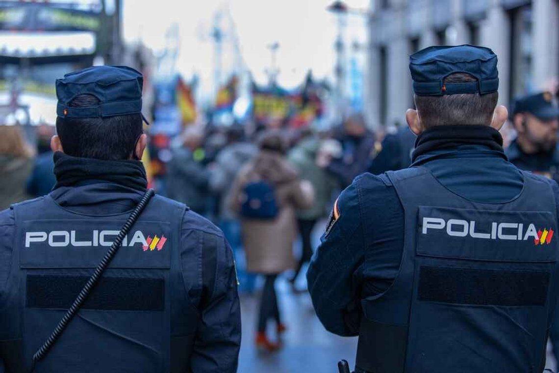 Polis i Madrid, Spanien. Foto: Shutterstock. Polis i Madrid, Spanien. Foto: Shutterstock.
