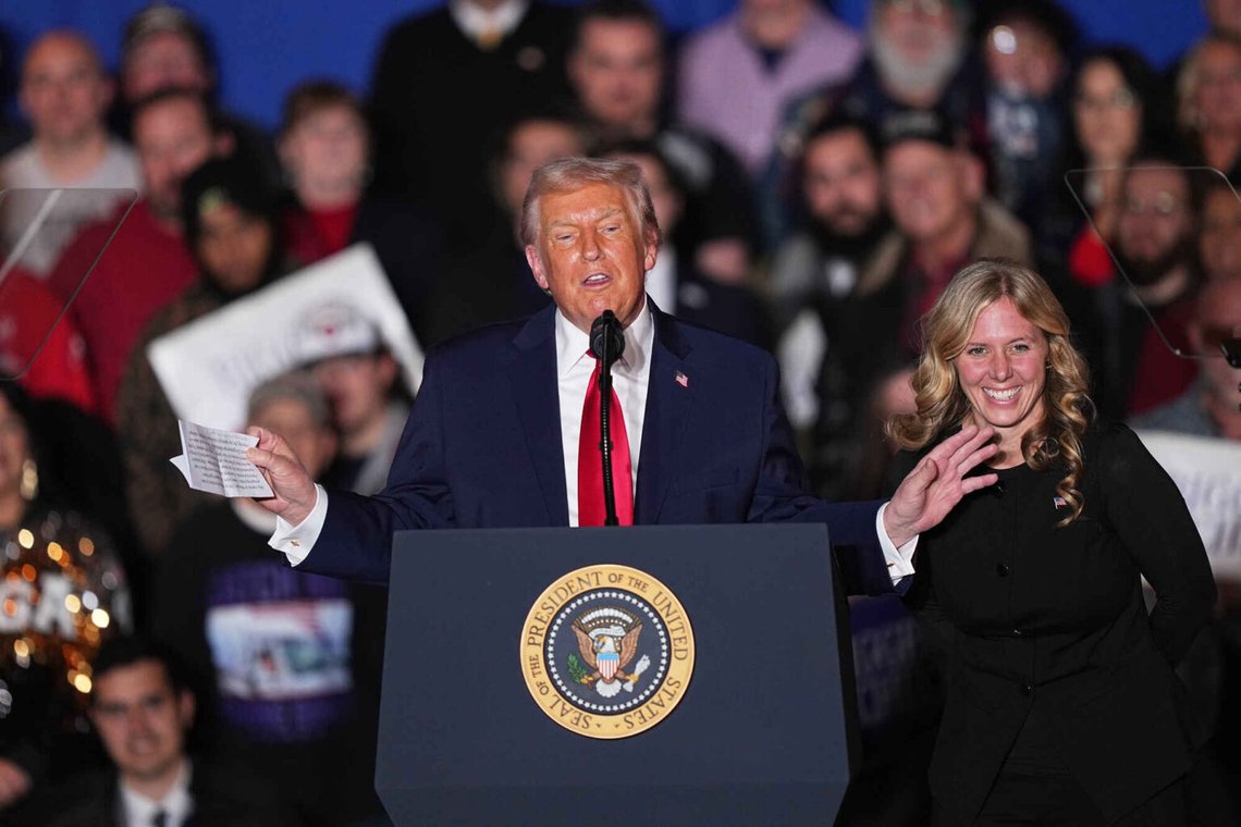 President Donald Trump sade på måndagen att Europa har svaga ledare. Igår var Trump i Pennsylvania. Foto: Matt Rourke / AP / NTB President Donald Trump sade på måndagen att Europa har svaga ledare. Igår var Trump i Pennsylvania. Foto: Matt Rourke / AP / NTB
