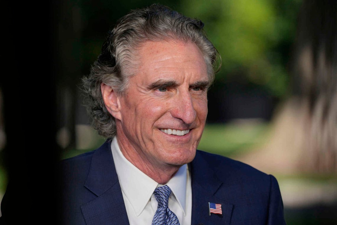 Inrikesminister Doug Burgum samtalar med CNN:s Kaitlan Collins under en tv-intervju i Vita huset, tisdagen den 26 augusti 2025, i Washington. Foto: Alex Brandon/AP Photo Inrikesminister Doug Burgum samtalar med CNN:s Kaitlan Collins under en tv-intervju i Vita huset, tisdagen den 26 augusti 2025, i Washington. Foto: Alex Brandon/AP Photo