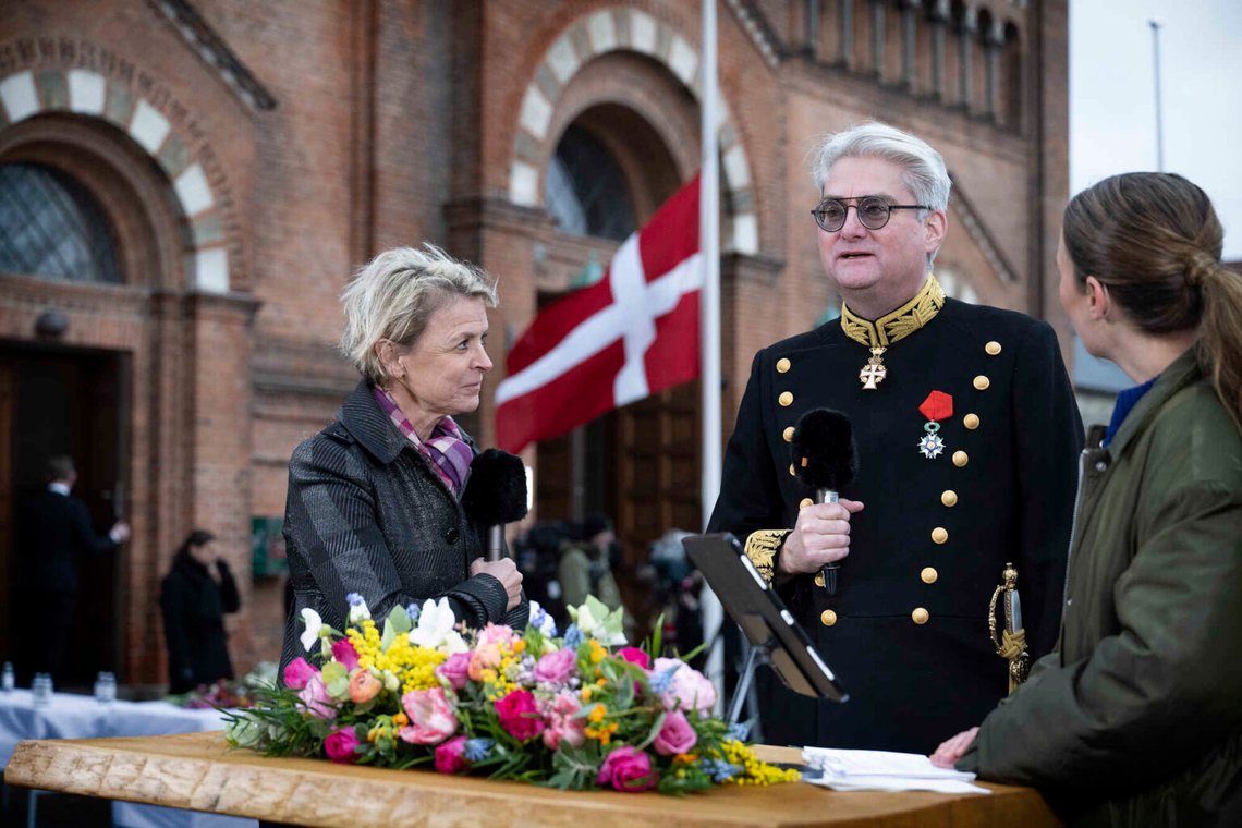 Søren Pind är en tidigare kulturminister som har ställt högern bakom hatet. Han vill återinföra den officiella uniformen för statstjänstemän och representerar totalitär liberalism. Här från författaren och journalisten Lise Nørgaards begravning. Foto: Nils Meilvang/Scanpix 2023 Søren Pind är en tidigare kulturminister som har ställt högern bakom hatet. Han vill återinföra den officiella uniformen för statstjänstemän och representerar totalitär liberalism. Här från författaren och journalisten Lise Nørgaards begravning. Foto: Nils Meilvang/Scanpix 2023