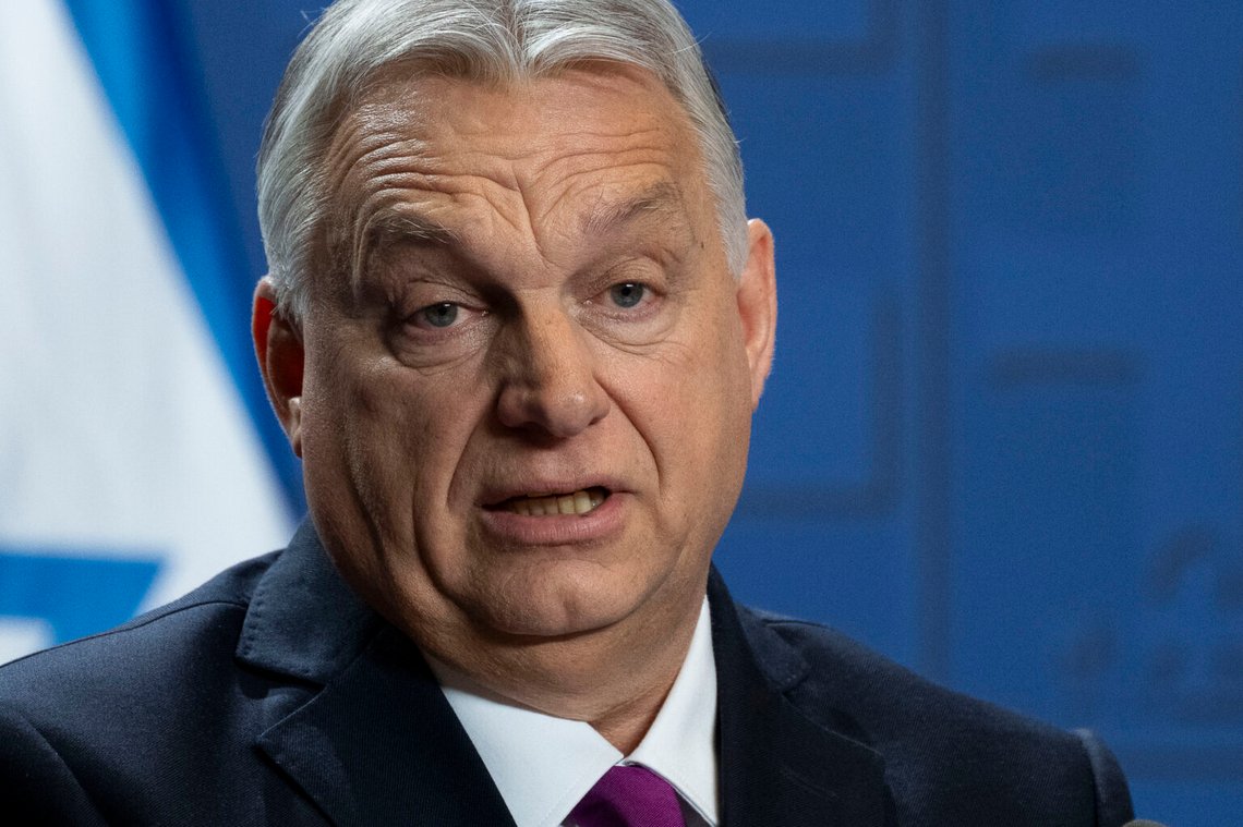 Ungerns premiärminister Viktor Orban talar under ett pressmeddelande vid karmelitklostret i Buda-slottet i Budapest, Ungern, torsdagen den 3 april 2025. Foto: Denes Erdos/ AP Photo Ungerns premiärminister Viktor Orban talar under ett pressmeddelande vid karmelitklostret i Buda-slottet i Budapest, Ungern, torsdagen den 3 april 2025. Foto: Denes Erdos/ AP Photo