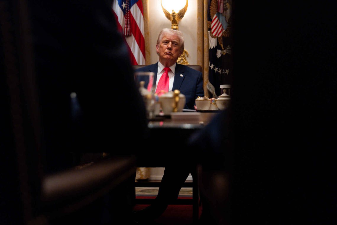 USA:s president Donald Trump från när han gick till attack mot somaliska invandrare under ett kabinettmöte i Vita huset i början av december. Foto: Julia Demaree Nikhinson / AP / NTB USA:s president Donald Trump från när han gick till attack mot somaliska invandrare under ett kabinettmöte i Vita huset i början av december. Foto: Julia Demaree Nikhinson / AP / NTB