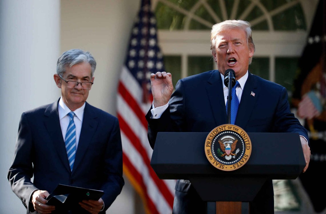 USA:s centralbankschef Jerome Powell är i trubbel, men USA:s president Donald Trump förnekar att han varit inblandad. Foto: Alex Brandon / AP / NTB USA:s centralbankschef Jerome Powell är i trubbel, men USA:s president Donald Trump förnekar att han varit inblandad. Foto: Alex Brandon / AP / NTB