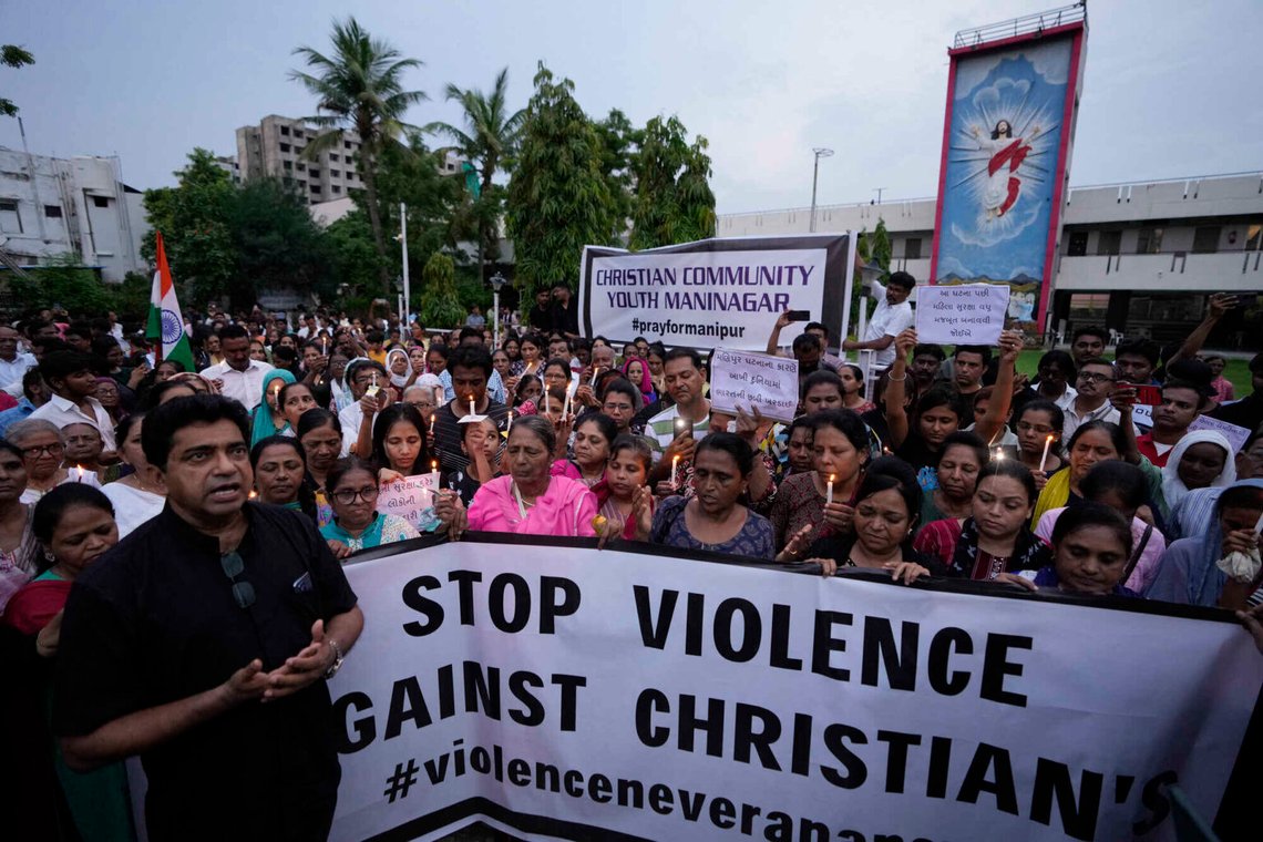 NTB väljer den här bilden från norra Indien som en illustration av vad vi alla vet är det största problemet med förföljelsen av kristna. Foto: Ajit Solanki / AP / NTB NTB väljer den här bilden från norra Indien som en illustration av vad vi alla vet är det största problemet med förföljelsen av kristna. Foto: Ajit Solanki / AP / NTB