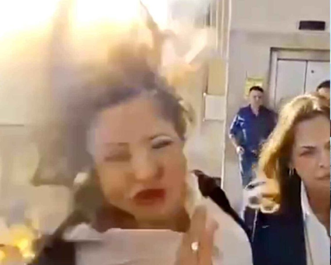 Kongresspolitikern Gladis Aurora López träffades av en flygande sprängladdning i halsen i Honduras huvudstad Tegucigalpa på torsdagen. Foto: Skärmdump video @Rodriguezshr/X Kongresspolitikern Gladis Aurora López träffades av en flygande sprängladdning i halsen i Honduras huvudstad Tegucigalpa på torsdagen. Foto: Skärmdump video @Rodriguezshr/X