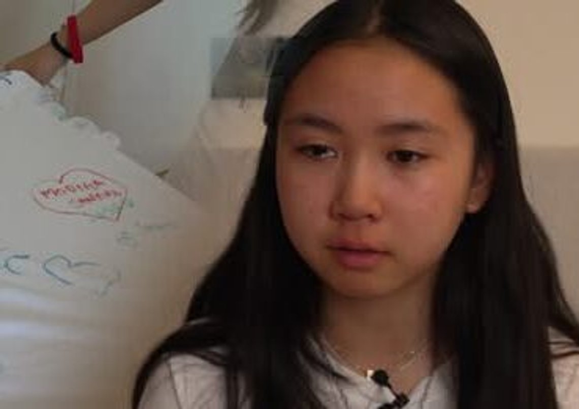 Trettonåriga Sandra utvisades till Mongoliet eftersom hennes mamma hade ignorerat utvisningsbeslut – i nästan 20 år. Foto: Skärmdump från videon TV4 Trettonåriga Sandra utvisades till Mongoliet eftersom hennes mamma hade ignorerat utvisningsbeslut – i nästan 20 år. Foto: Skärmdump från videon TV4