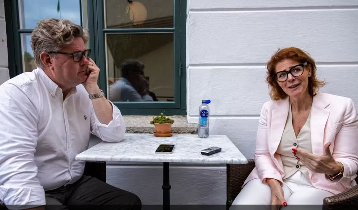 Sveriges justitieminister Gunnar Strömmer samtalar med Ebba Östlin under Almedalsveckan 2026. Foto: Skärmdump Facebook Sveriges justitieminister Gunnar Strömmer samtalar med Ebba Östlin under Almedalsveckan 2026. Foto: Skärmdump Facebook